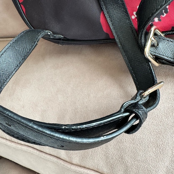 Kate Spade Wilson Road Poppy backpack larger size - needs TLC - Picture 12 of 16